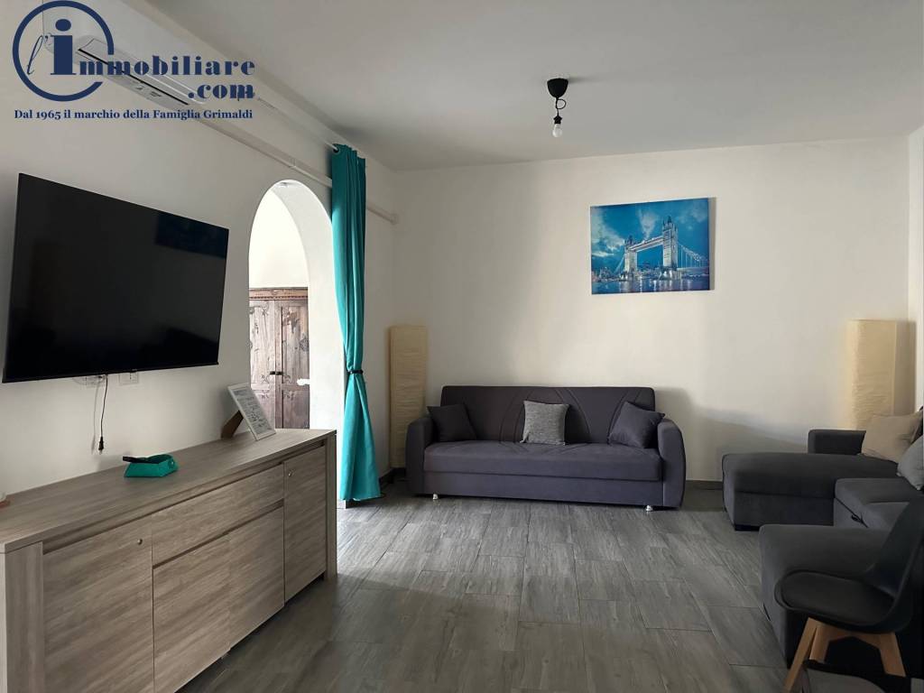 Appartamento a Tortolì in Via S. Locci - Foto 4