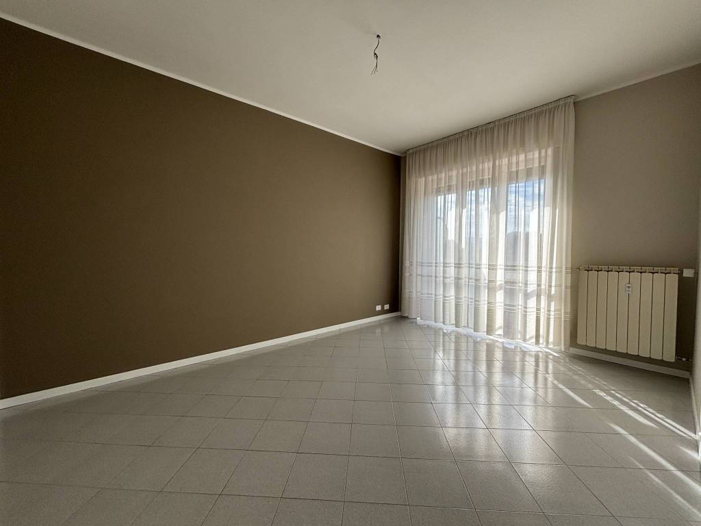 Appartamento a Verbania in Via Volturno - Foto 4