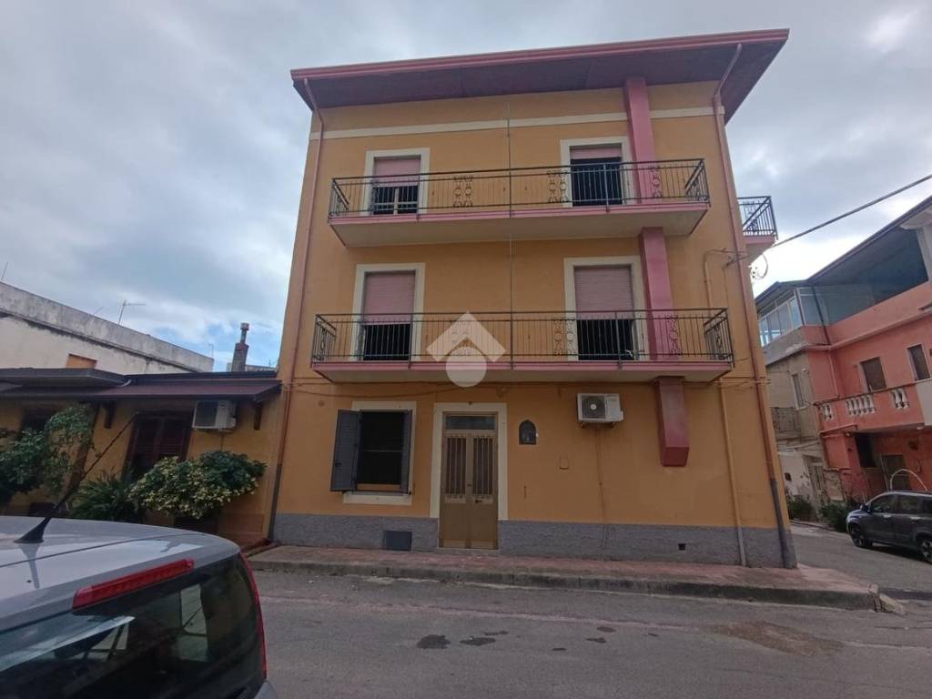 Casa indipendente a Botricello in Via Cosenza - Foto 2