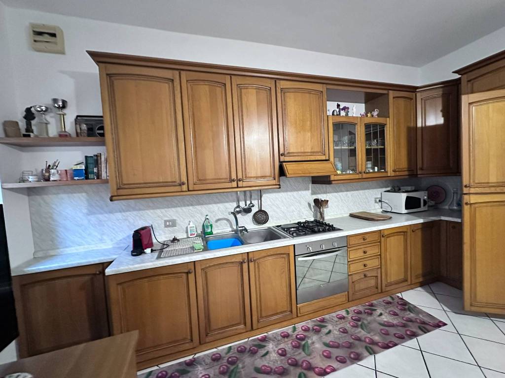 Appartamento a Alba in Corso Langhe, 12 - Foto 3