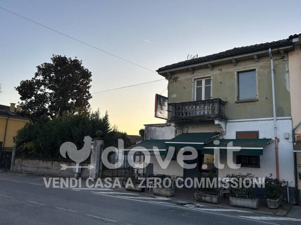 Palazzo / stabile a Borgolavezzaro in Via Roma, 77 - Foto 3