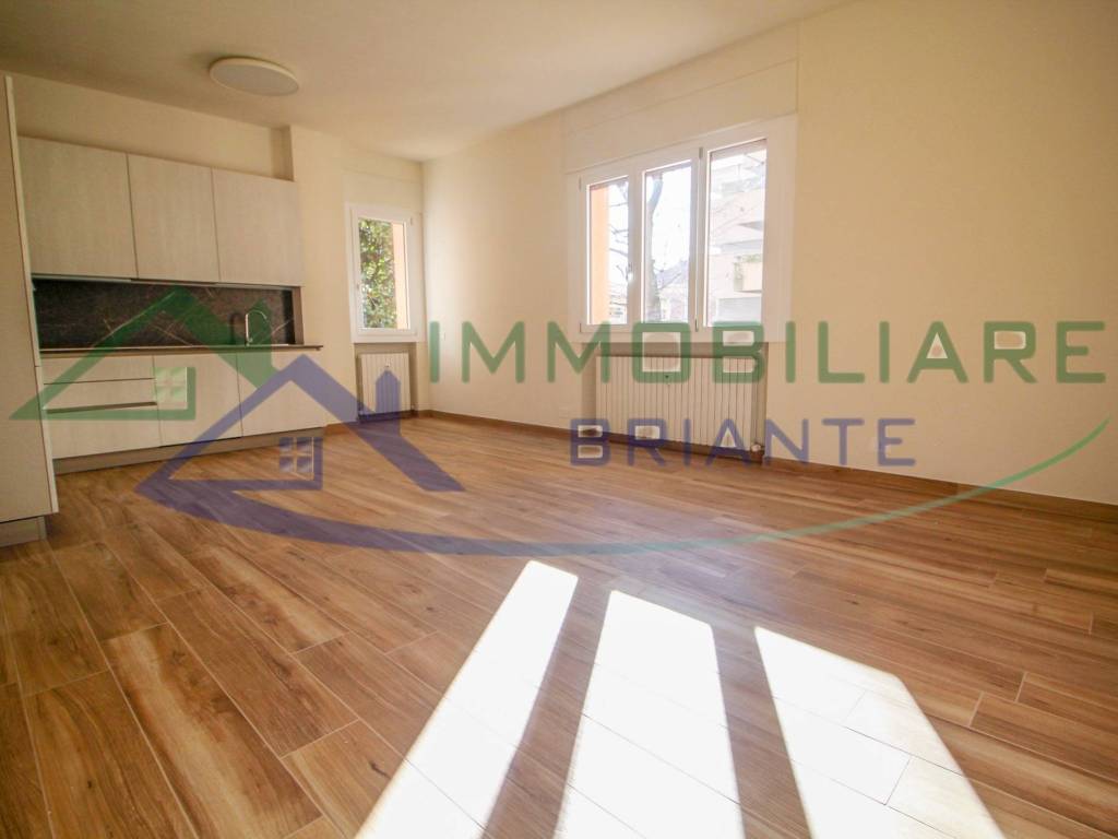 Appartamento a Gallarate in Via Galileo Ferraris - Foto 2