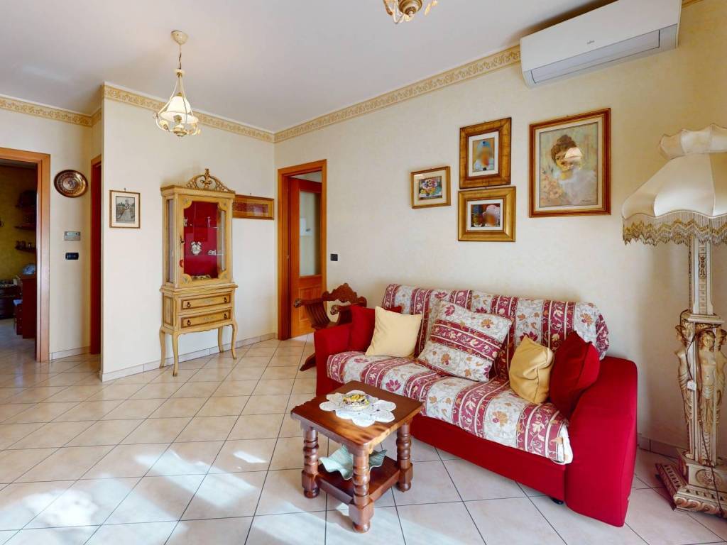 Appartamento a Leinì in Via Volpiano - Foto 2