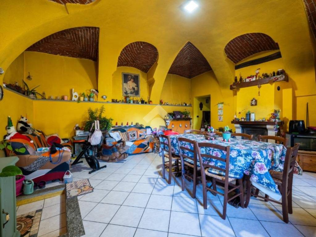 Casa indipendente a Saluzzo in VIA ROSSIGNOLA, 11 - Foto 4