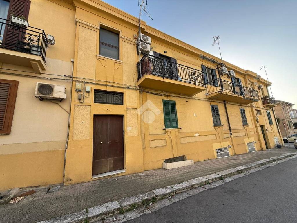 Appartamento a Reggio calabria in Via Caulonia, 8 - Foto 5