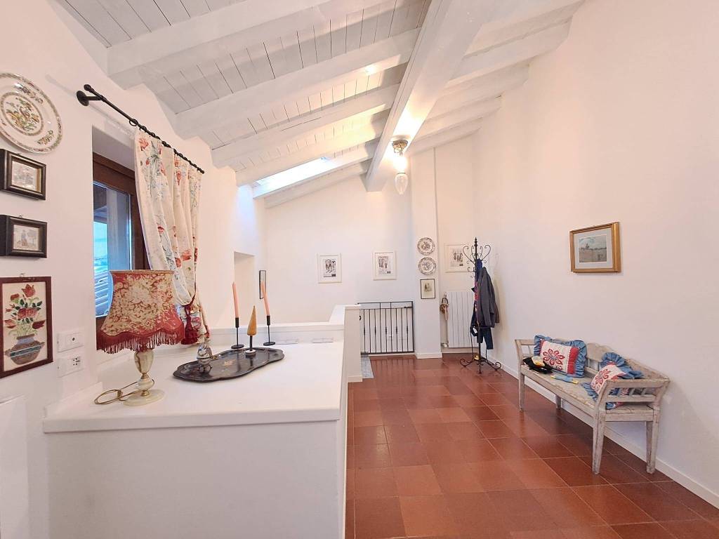 Appartamento a Clusone in Via Giuseppe Mazzini, 27 - Foto 2
