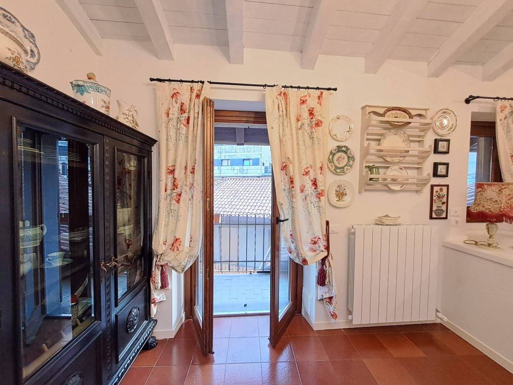 Appartamento a Clusone in Via Giuseppe Mazzini, 27 - Foto 5