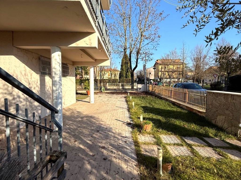 Villetta a schiera a Nonantola in Via Giuseppe Di Vittorio - Foto 3
