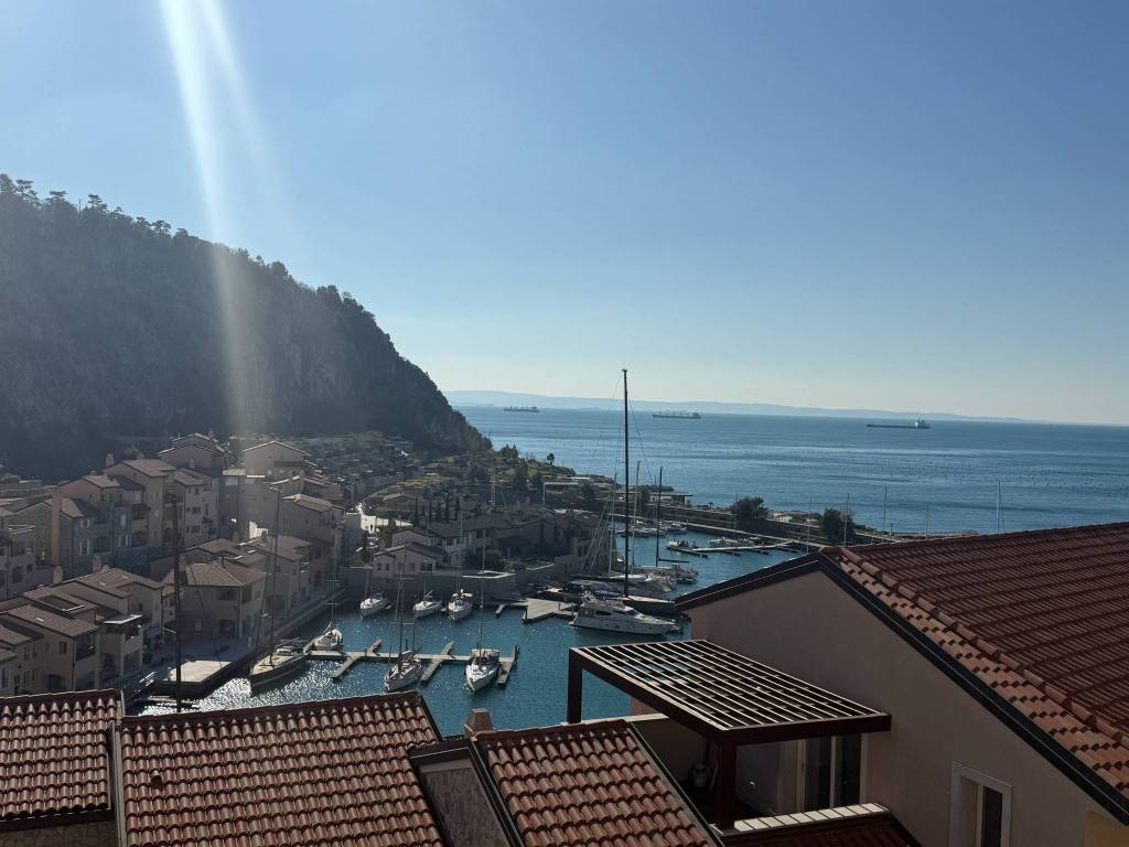 Appartamento a Duino-aurisina in Strada di Portopiccolo - Foto 2