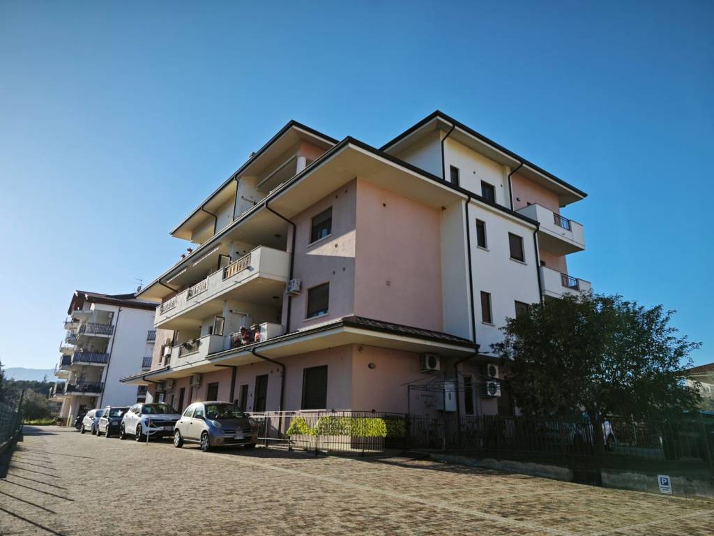 Appartamento a Montalto uffugo in Via del Melograno - Foto 2