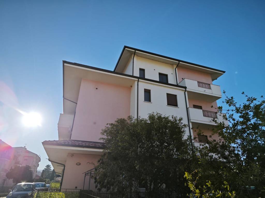 Appartamento a Montalto uffugo in Via del Melograno - Foto 4