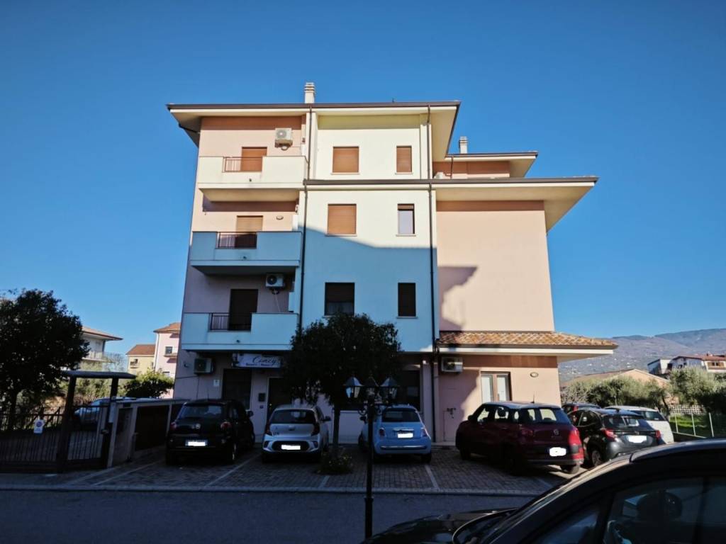 Appartamento a Montalto uffugo in Via del Melograno - Foto 5