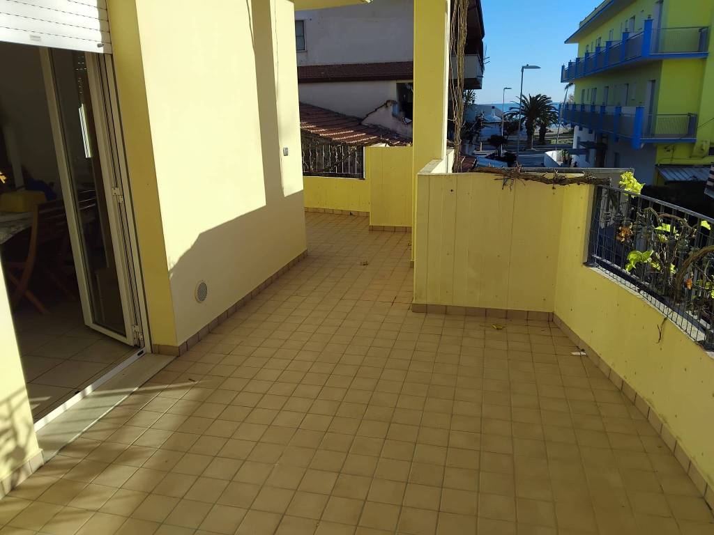 Appartamento a Tortoreto in Via Edmondo De Amicis - Foto 4