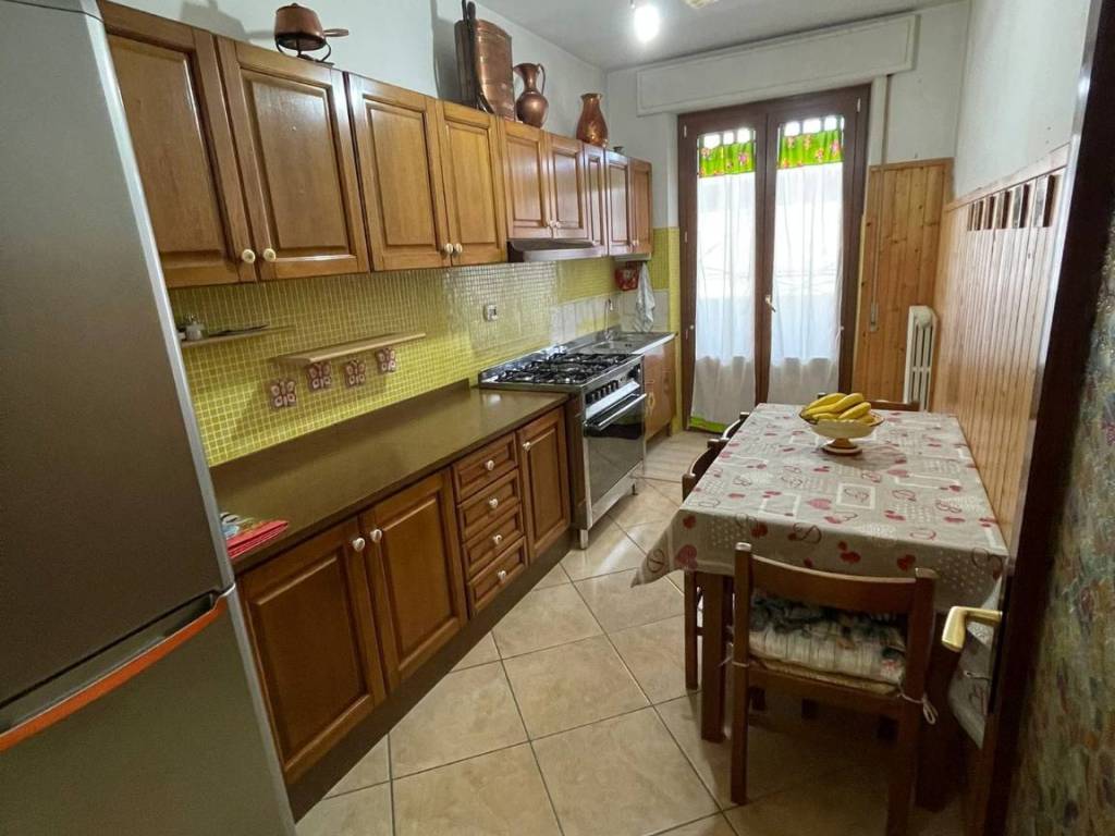Appartamento a Venarotta in Via Valerio Valentini - Foto 2