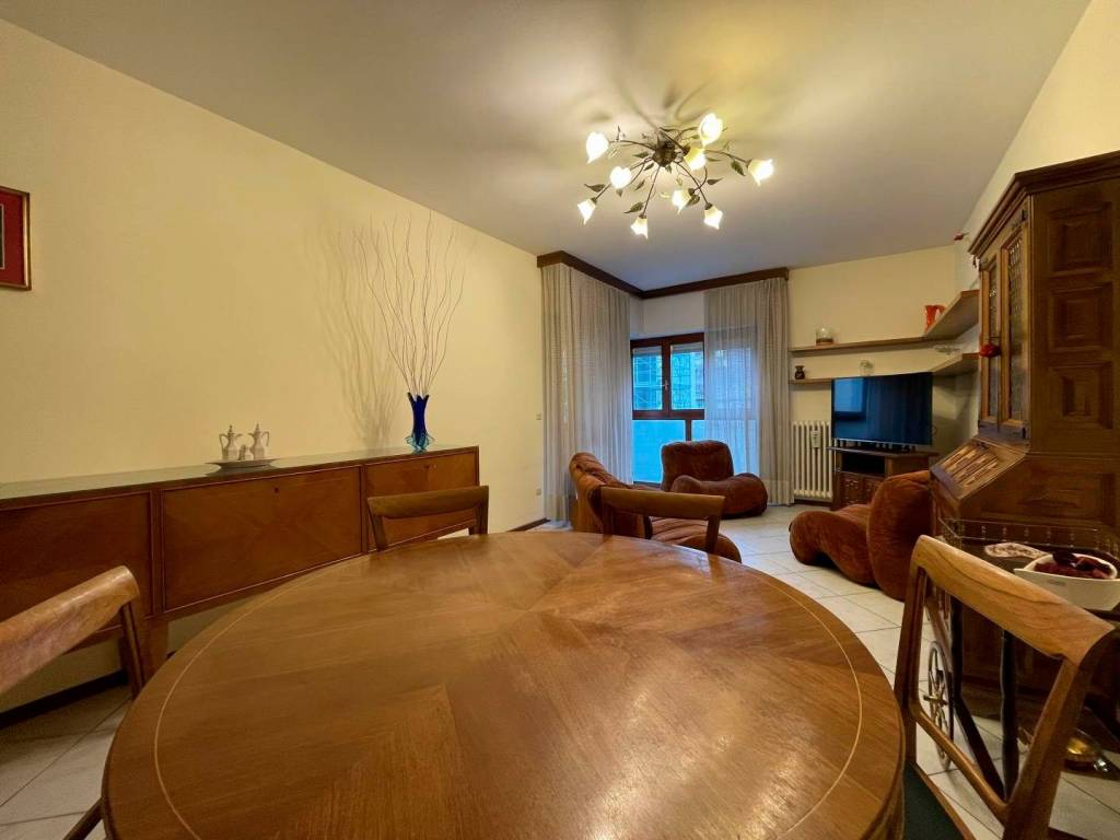 Appartamento a Sondrio in Via Mazzini - Foto 4