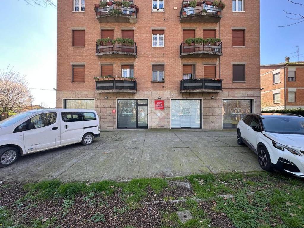Appartamento a Castelnovo di sotto in Viale Dante Alighieri, 11 - Foto 3