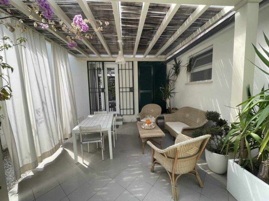 Appartamento a Pietrasanta in via carducci, 123 - Foto 2