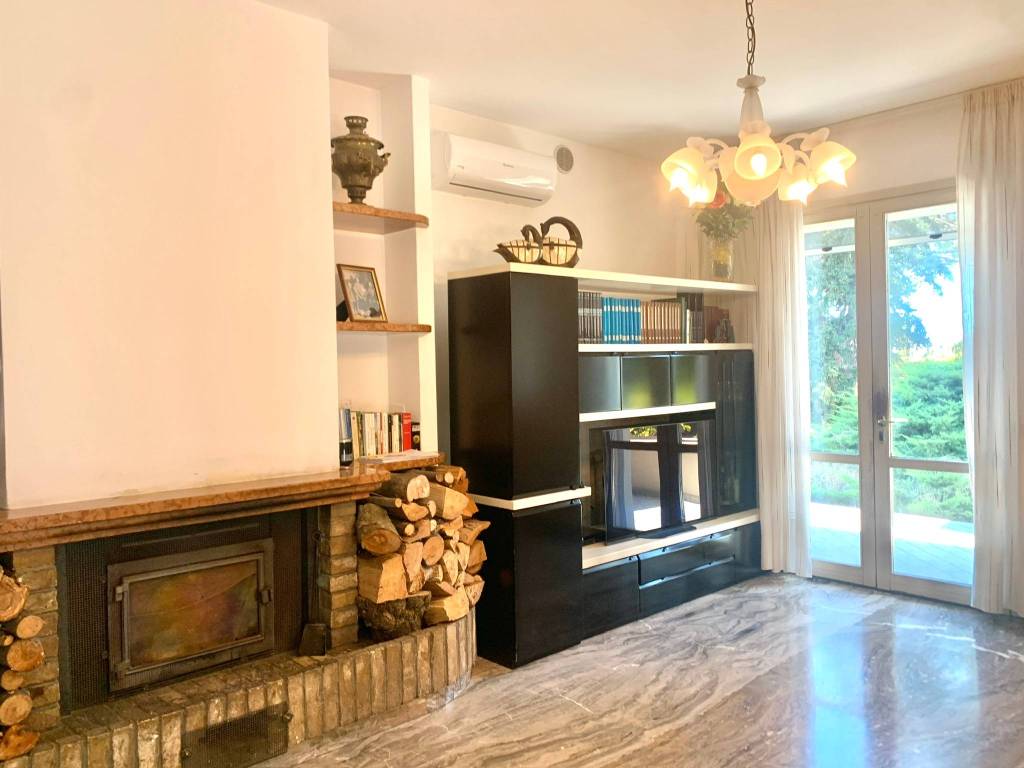 Villa a Misano adriatico in Via Nabucco - Foto 2
