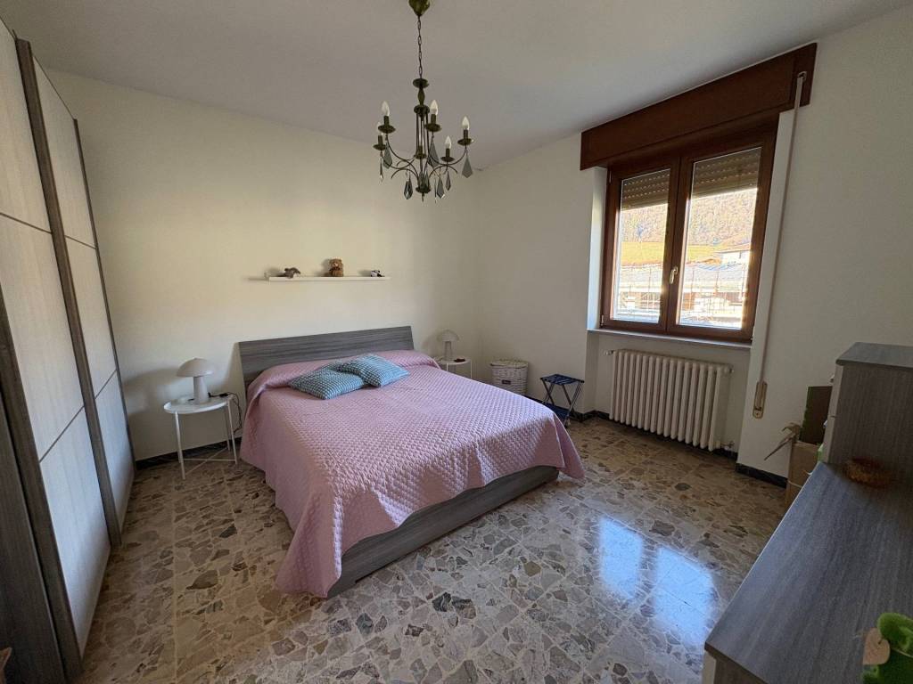Appartamento a Clusone in viale Europa, 20 - Foto 5