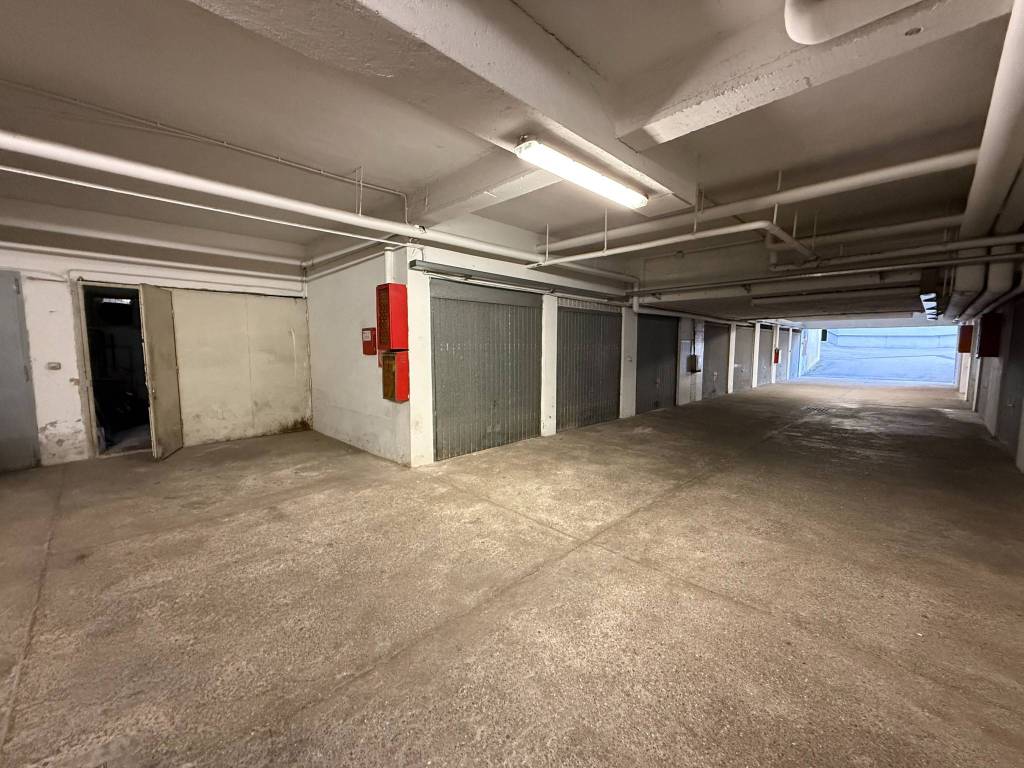 Box / garage a Laives in Via Andreas Hofer, 12 - Foto 4