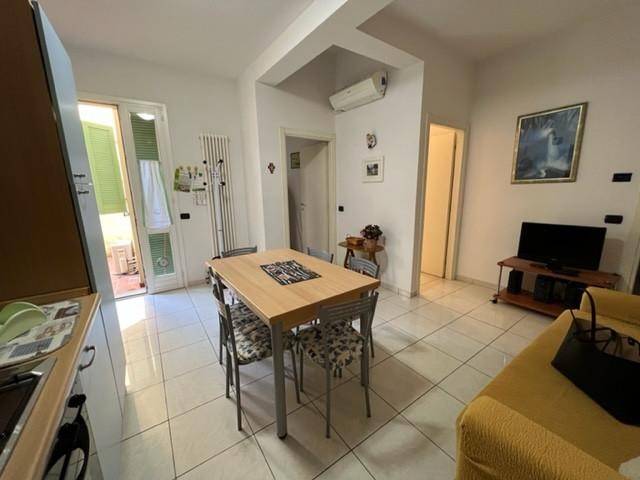 Appartamento a Camaiore in Piazza Sacro Cuore, - Foto 4