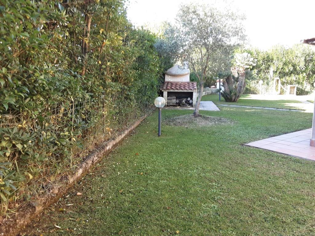 Villa a Tarquinia in Via Torrente del Torrone - Foto 2
