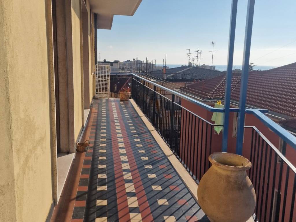 Appartamento a Varazze in VIA MILANO - Foto 2