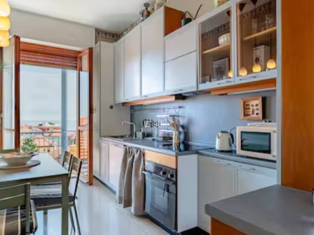 Appartamento a Varazze in VIA MILANO - Foto 3