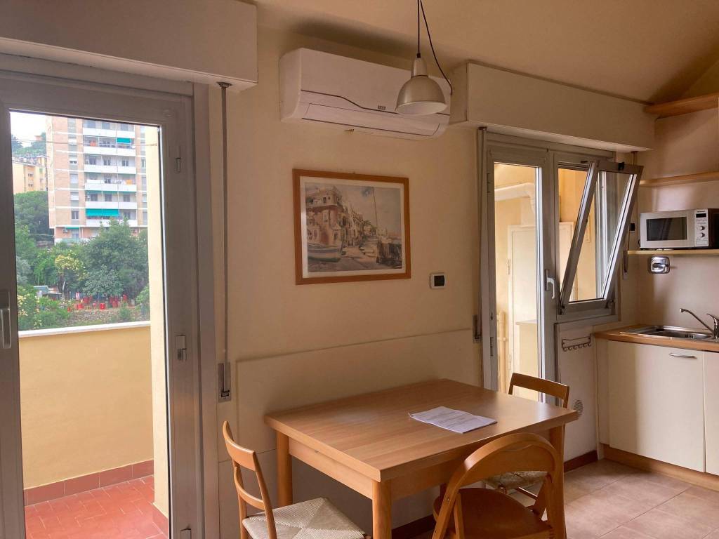 Appartamento a Genova in Via Francesco Pastonchi - Foto 2