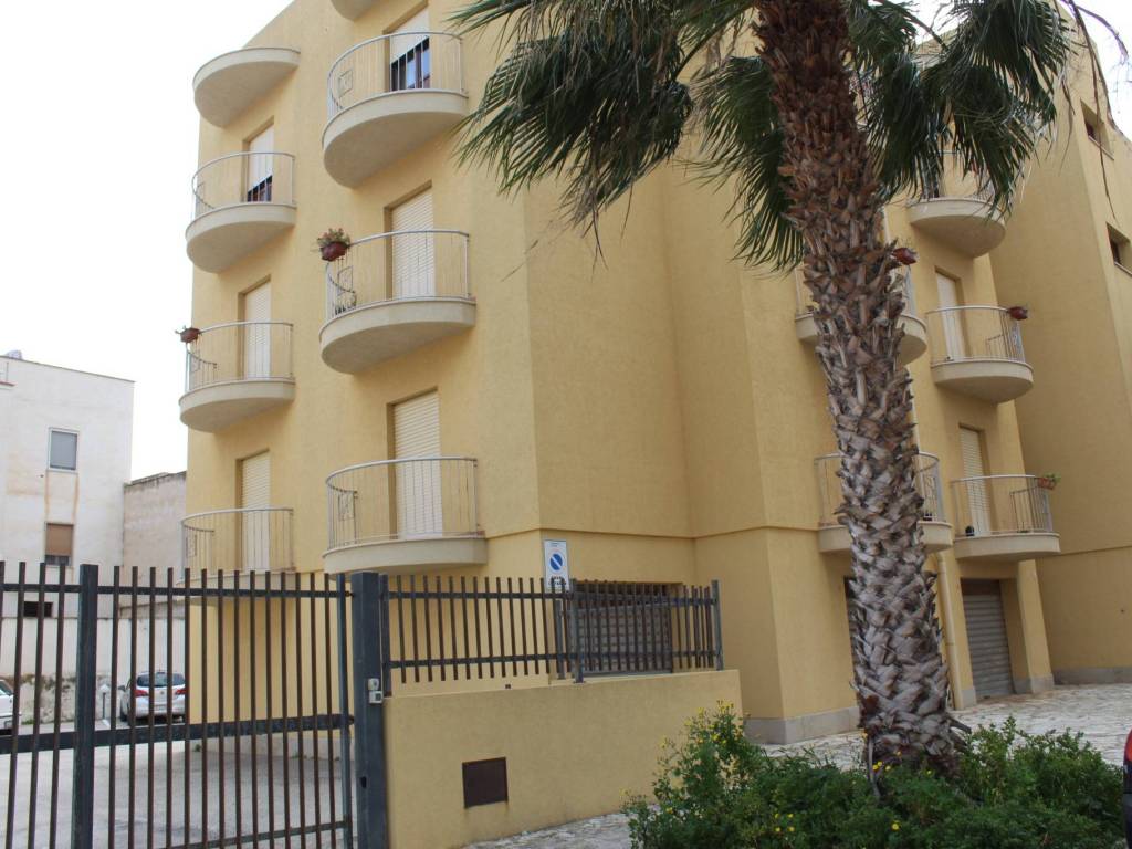 Appartamento a Trapani in Via Canonico Vito Pappalardo - Foto 4