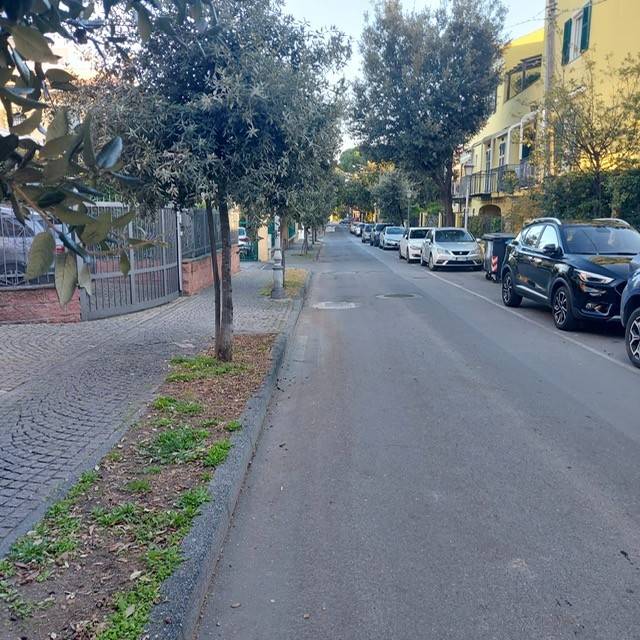 Box / garage a Loano in Viale della Rimembranza - Foto 3
