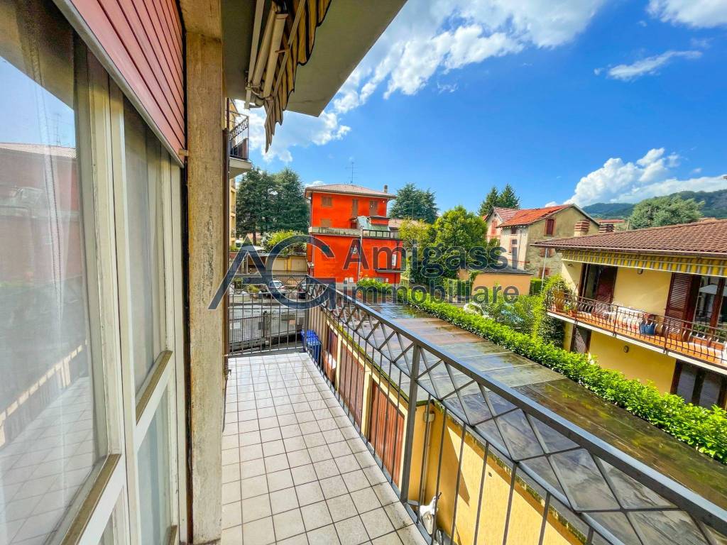 Appartamento a Sarnico in Via Giuseppe Garibaldi - Foto 3