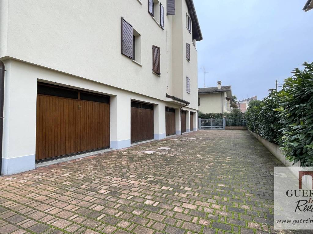 Appartamento a Cento in Via Sicilia, 15 - Foto 5