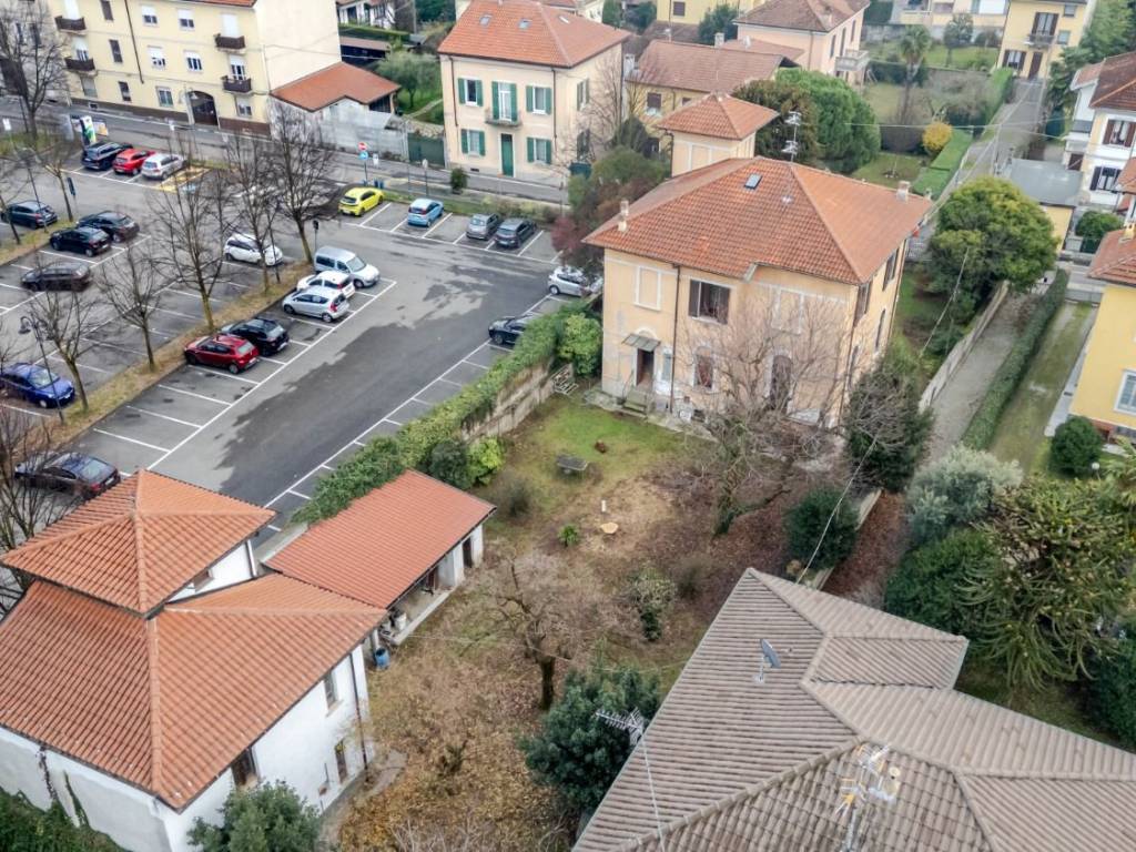Villa a Tradate in Via Zini, 9 - Foto 4