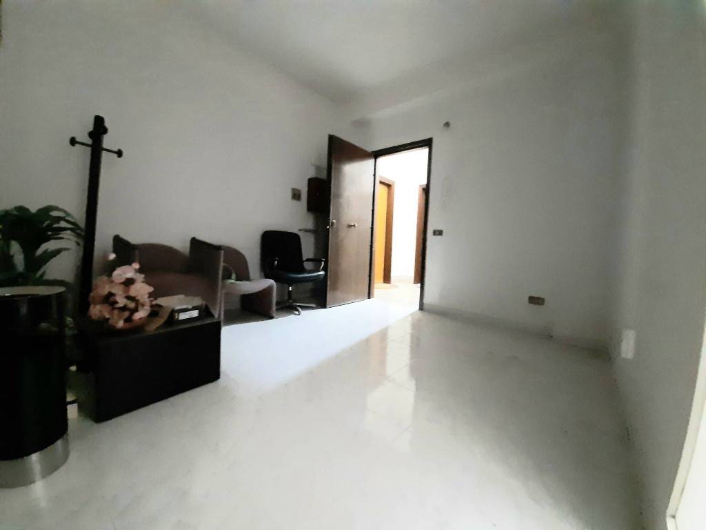 Appartamento a Catanzaro in Via Fratelli Plutino - Foto 3