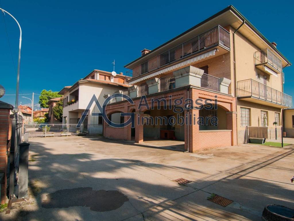 Villa a Bonate sopra in Via Trieste - Foto 2