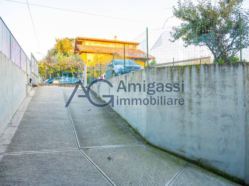 Box / garage a Dalmine in Via Gian Lorenzo Bernini - Foto 3