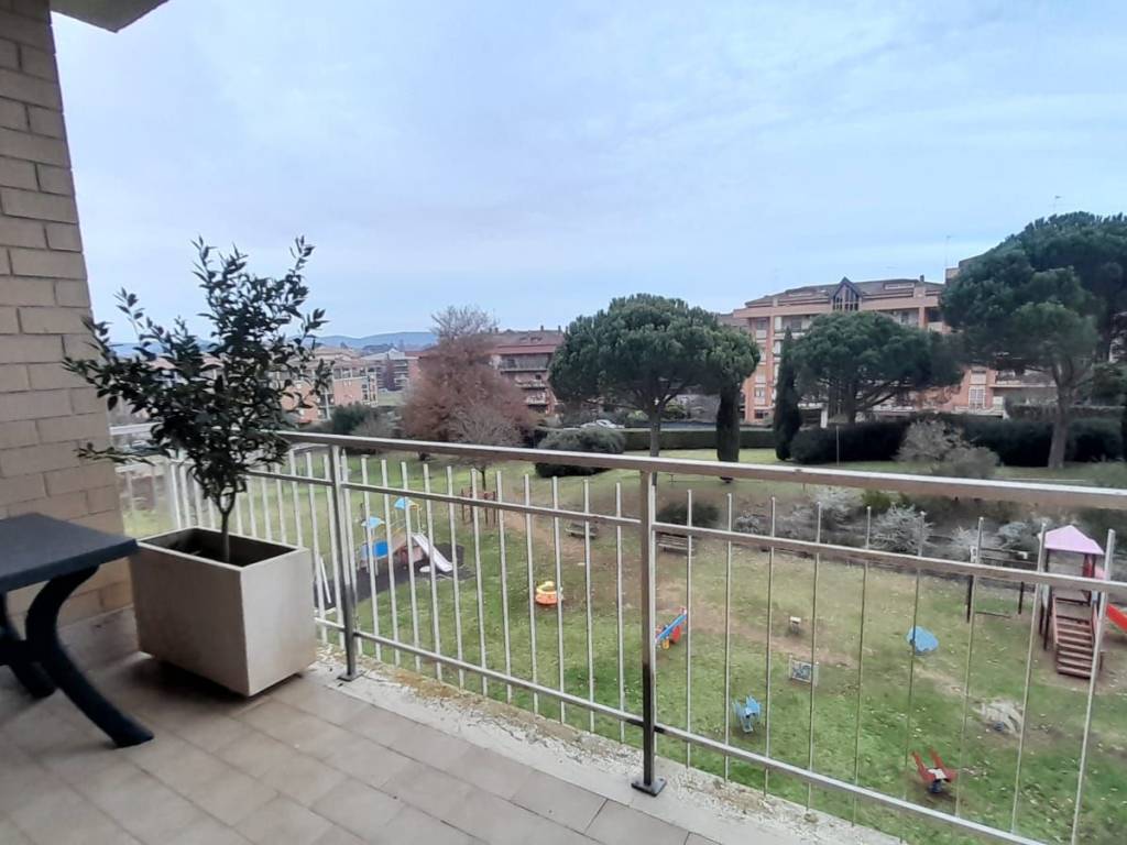 Appartamento a Bracciano in Via delle Palme - Foto 4