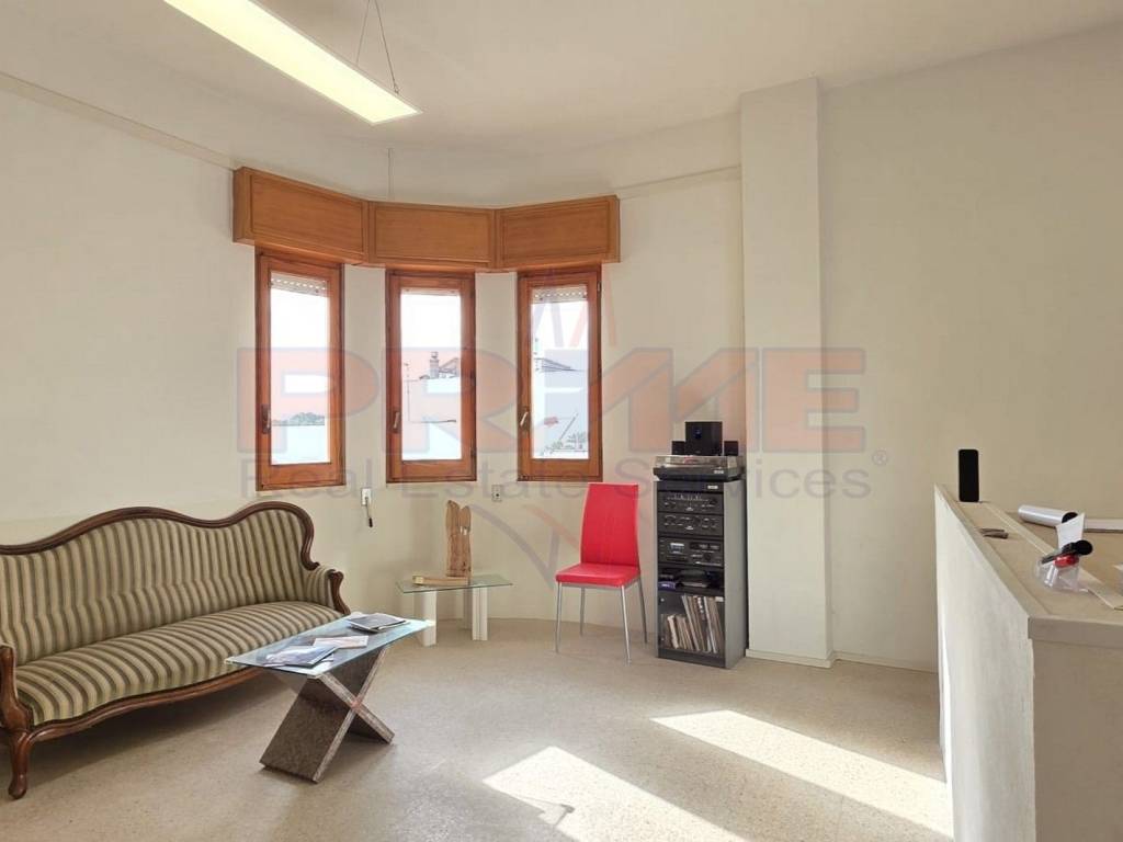 Villa a Parabita in Via Tito Speri - Foto 2