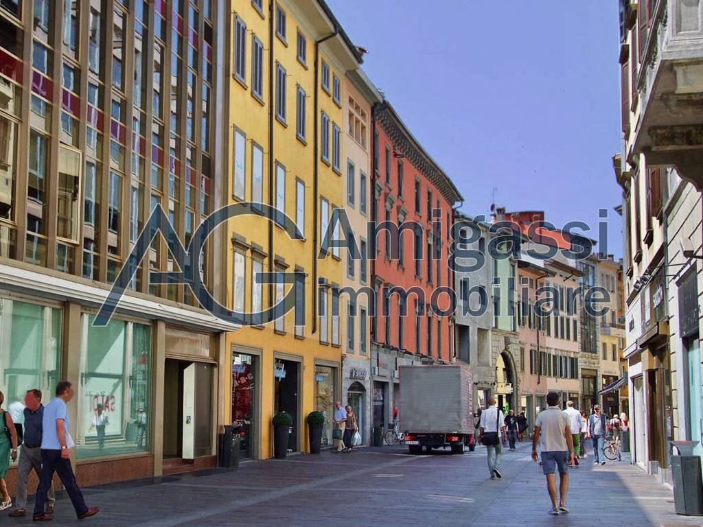 Appartamento a Bergamo in Via Pietro Paleocapa - Foto 5