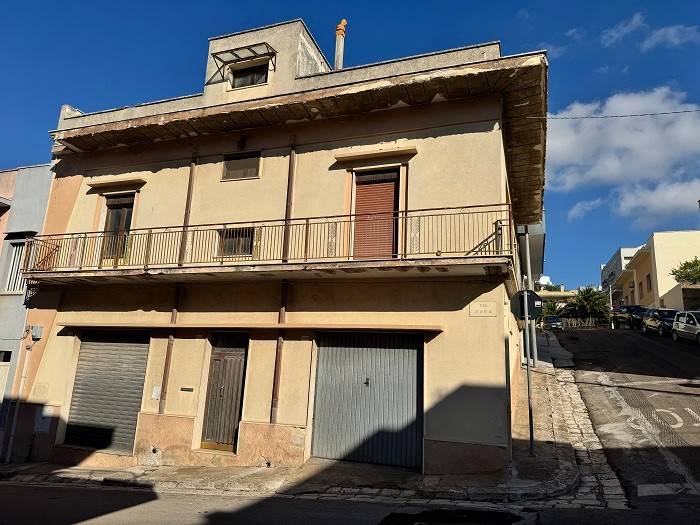 Casa indipendente a Matino in Via Zara, 107 - Foto 3