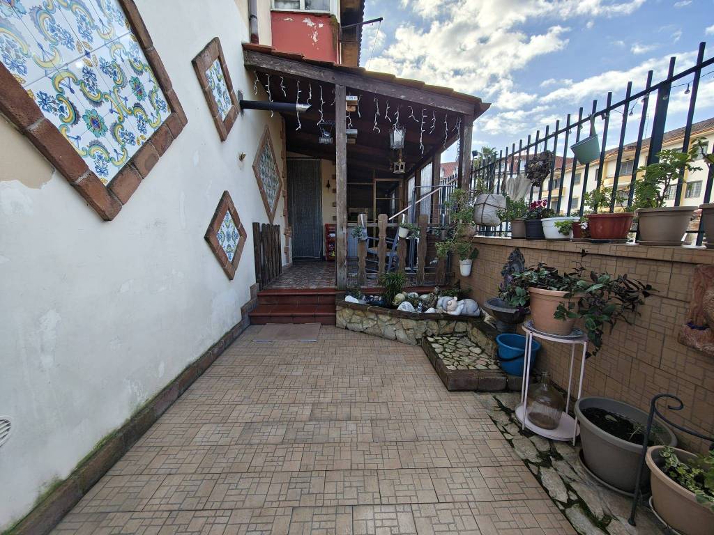 Appartamento a Giugliano in campania in Via Grotta dell'Olmo, 98 - Foto 3