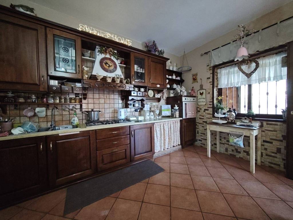 Appartamento a Giugliano in campania in Via Grotta dell'Olmo, 98 - Foto 4