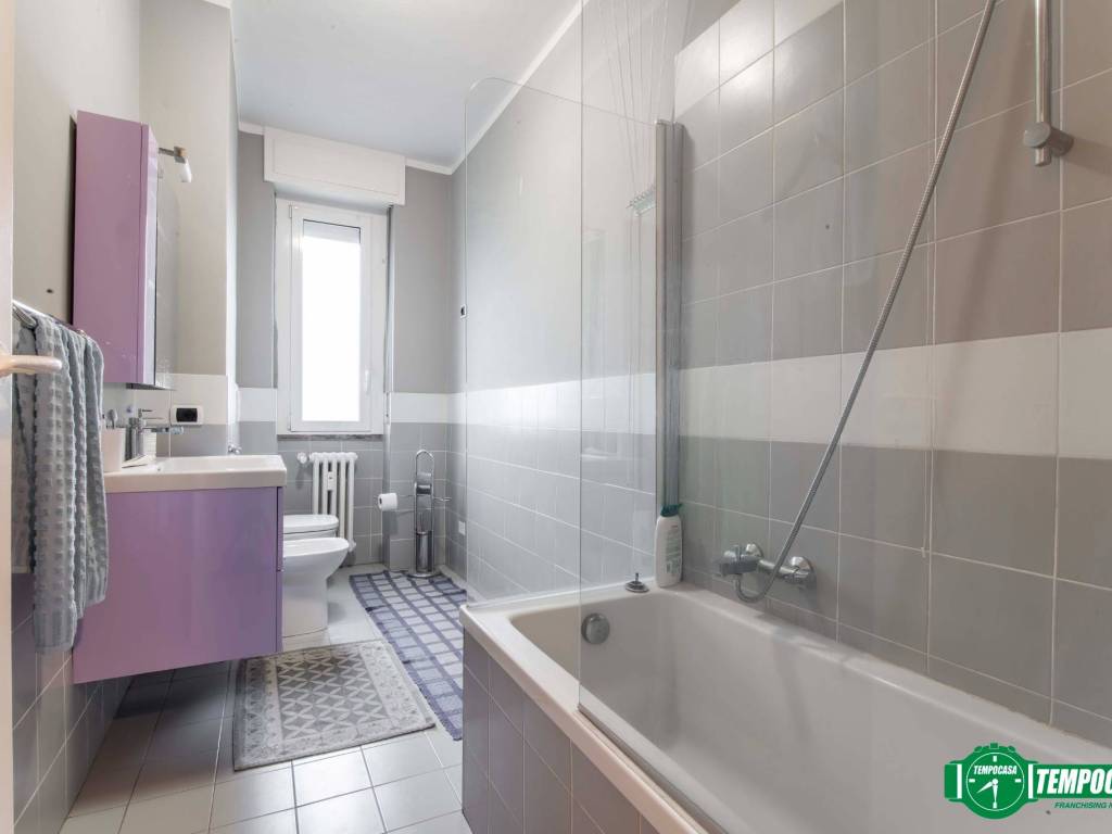 Appartamento a Arese in Via Giacomo Matteotti, 21 - Foto 5