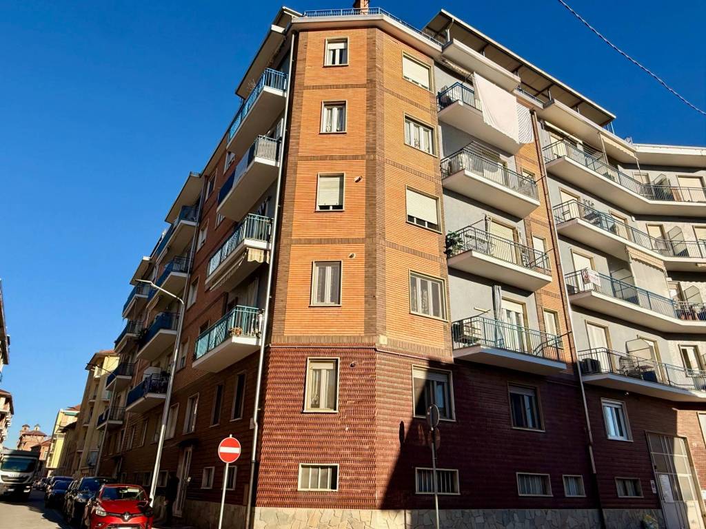 Appartamento a Carmagnola in Via Guglielmo Baldessano, 41 - Foto 3
