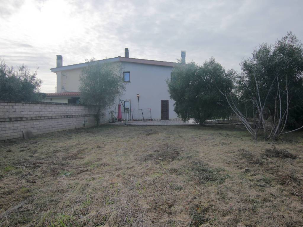 Villa a Albano laziale in via Montagnano, 232 - Foto 2