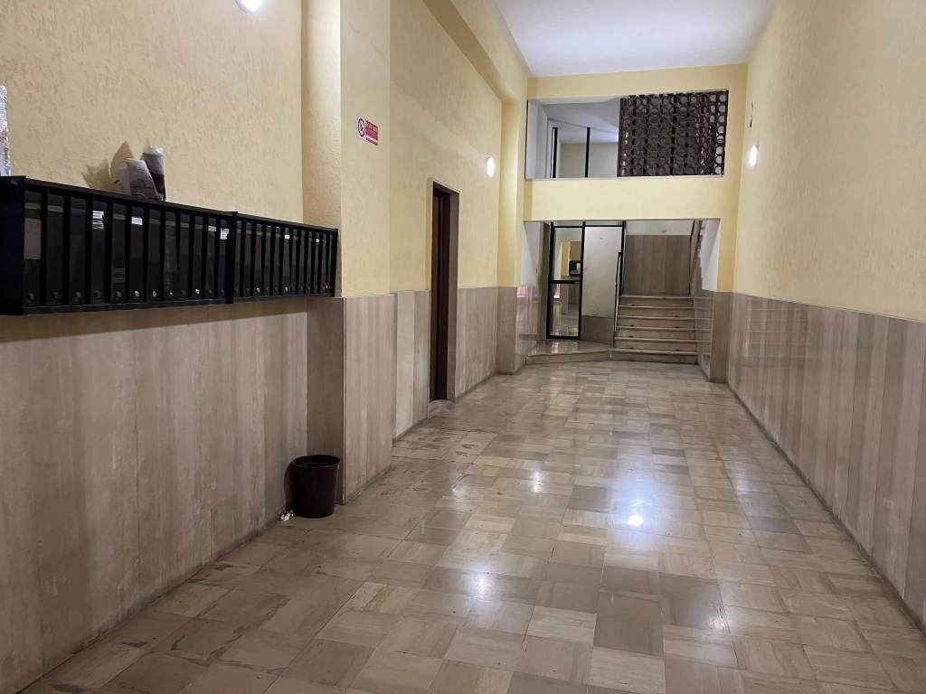 Appartamento a Brindisi in Via Martiri delle Fosse Ardeatine - Foto 2