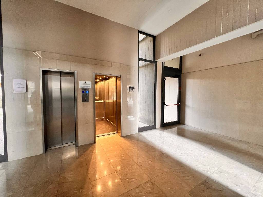 Appartamento a Bologna in Via Enrico De Nicola, 3 - Foto 4