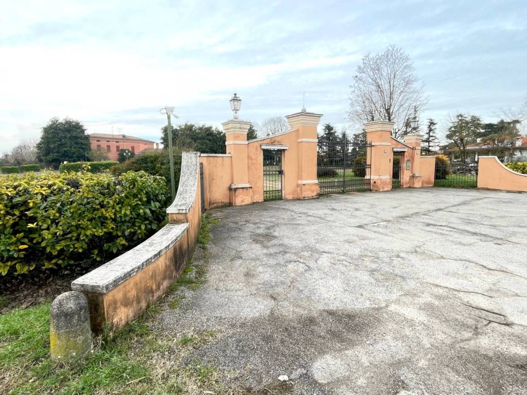 Villa a Curtatone in Via Punte, 98 - Foto 2