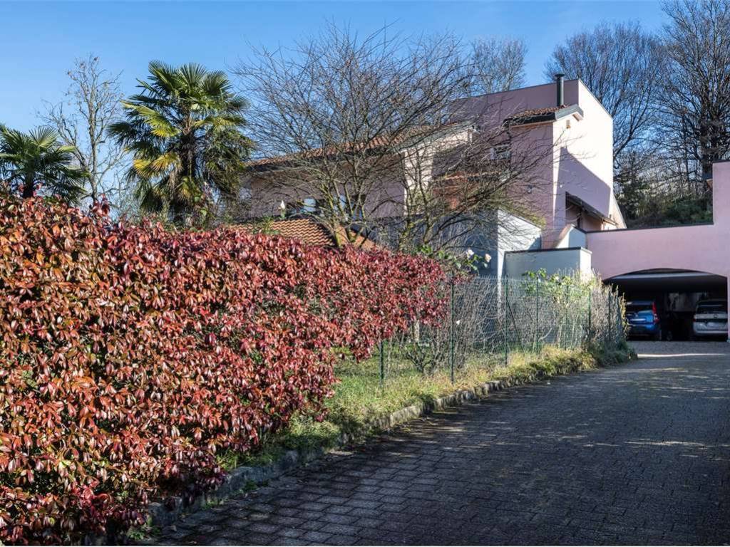 Villa a Casciago in Via Mortirone, 7 - Foto 3